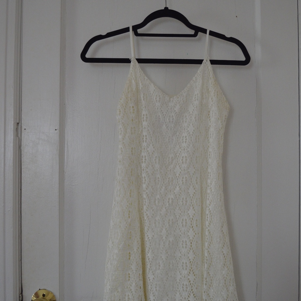 Design Lab - white lace skater dress - medium